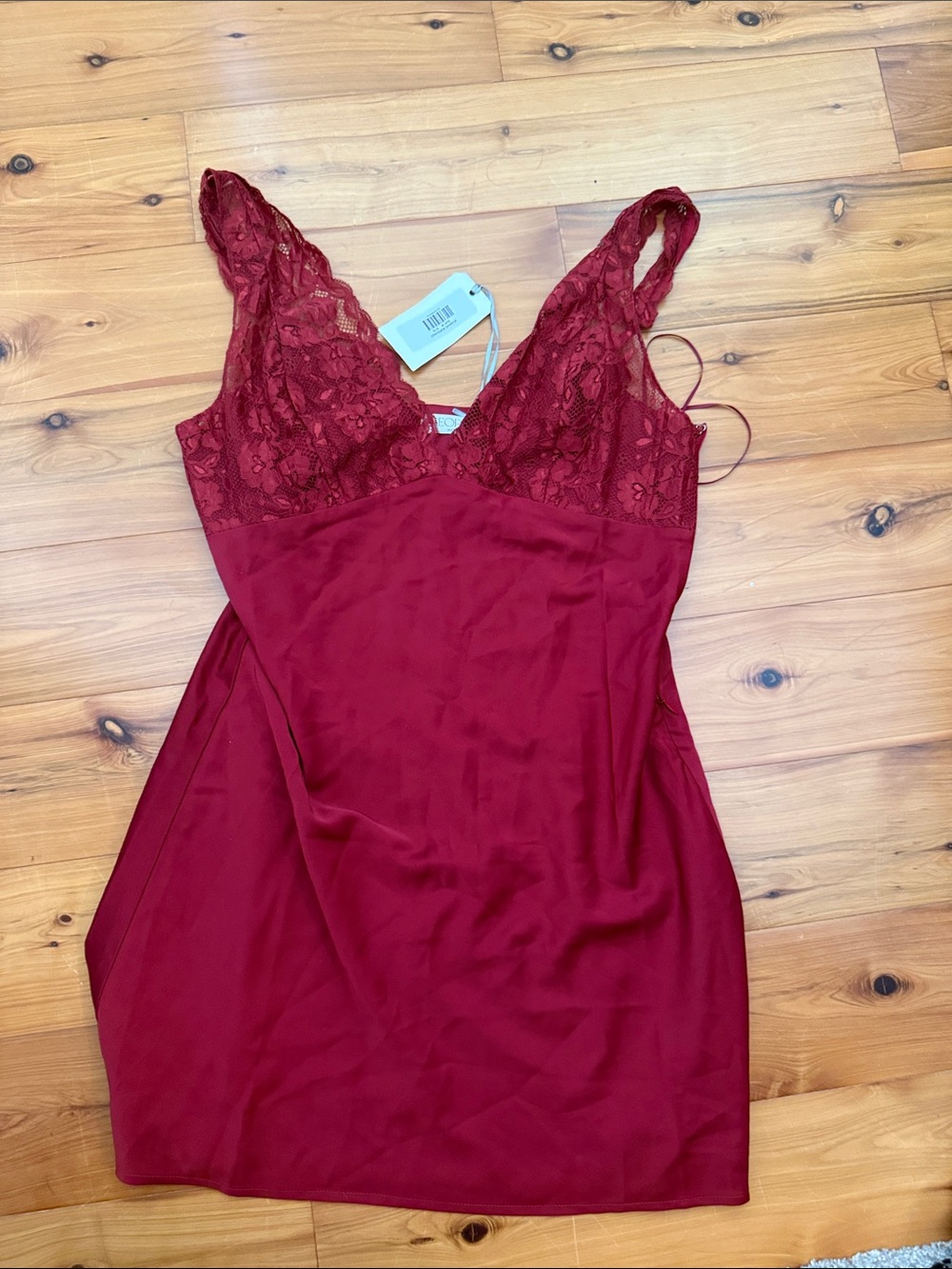 NWT south moon under Georgie Burgundy Lace-Trim Satin slip mini dress